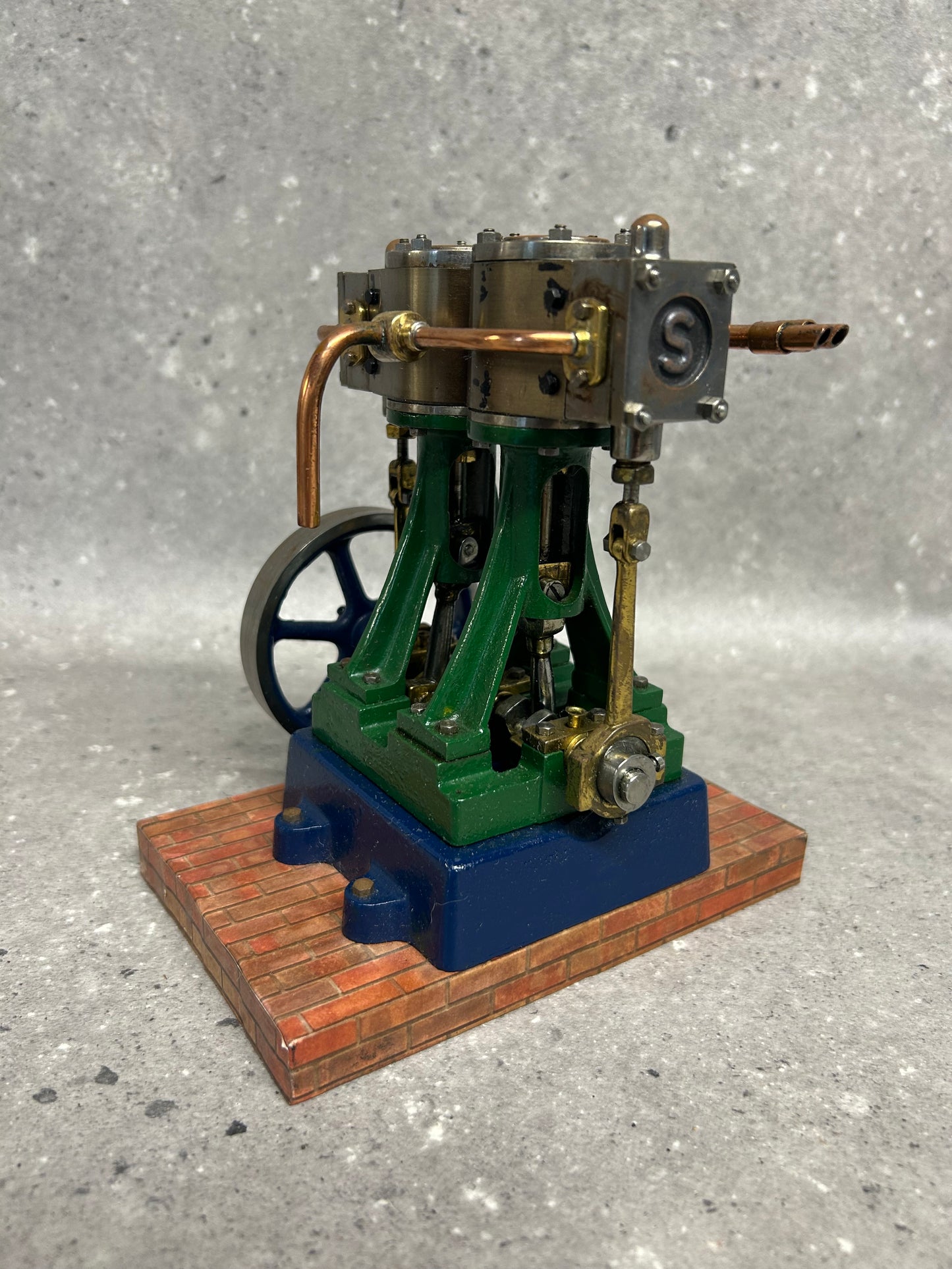 Stuart D10 Vertical Twin Marine Engine