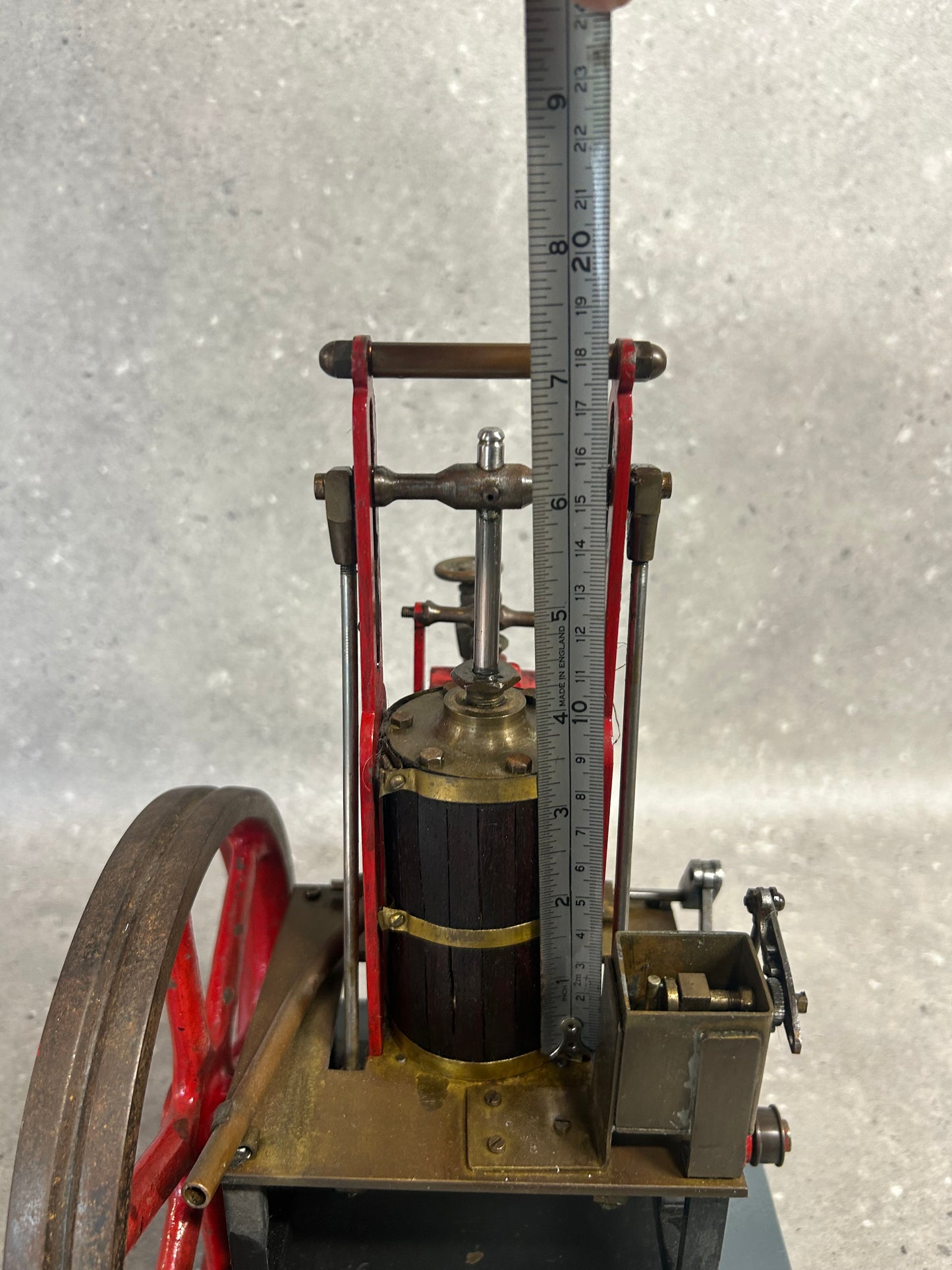 Vertical Table Engine 1980s Model