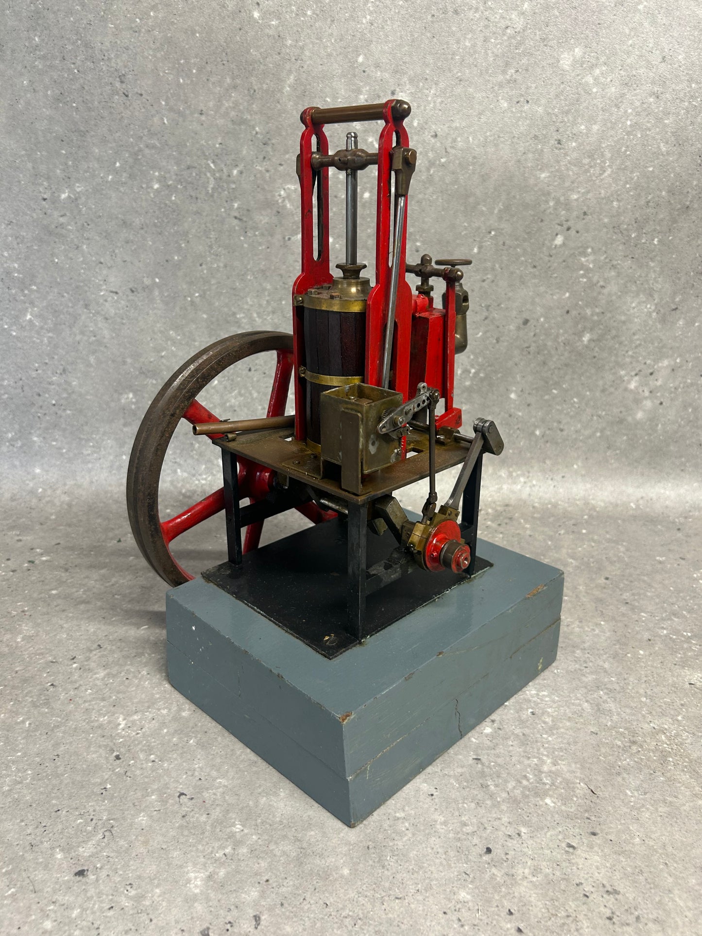 Vertical Table Engine 1980s Model