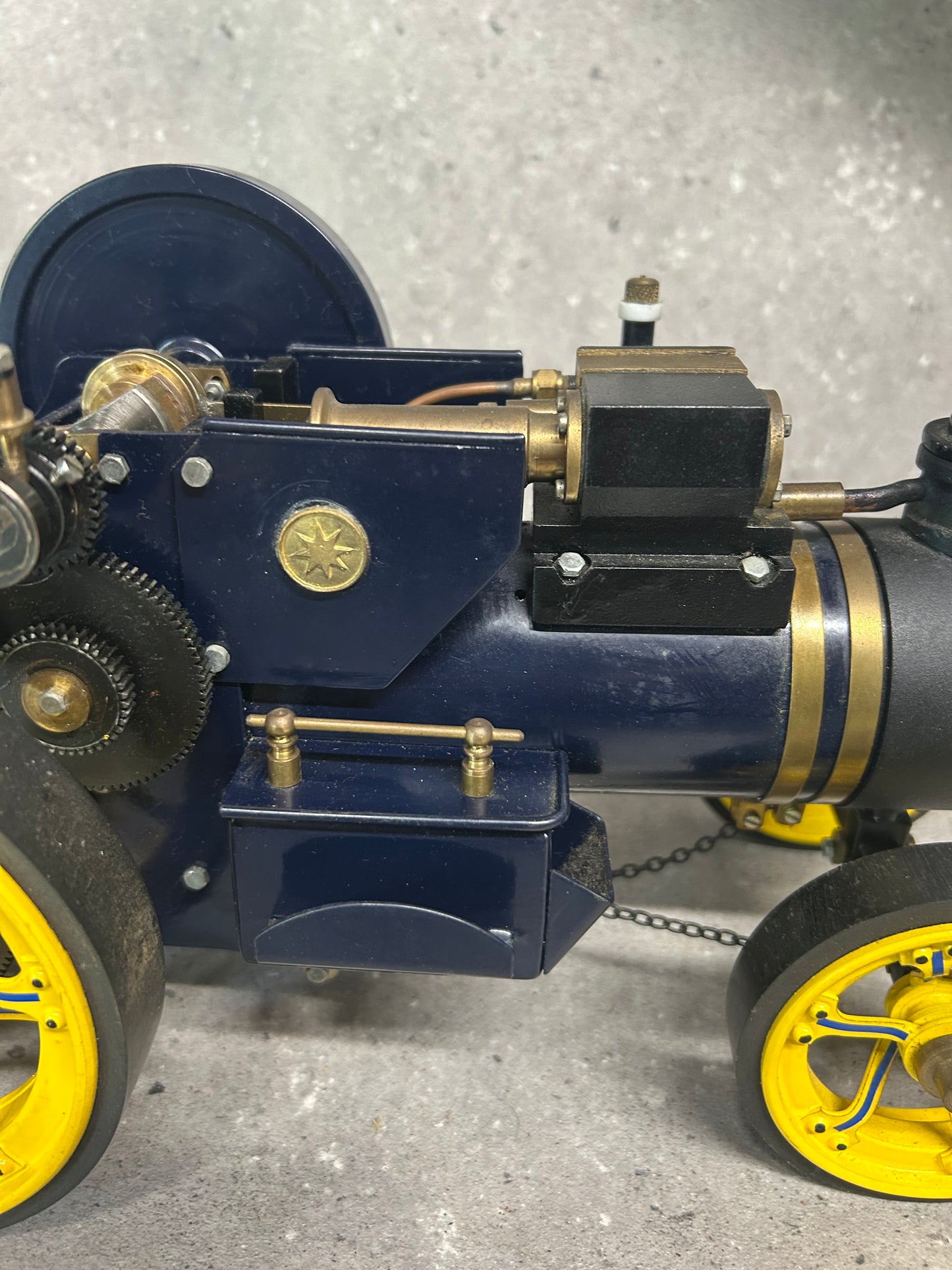 Markie (Fareham) 1:10 “Sapper” Road Locomotive Model with Water Cart