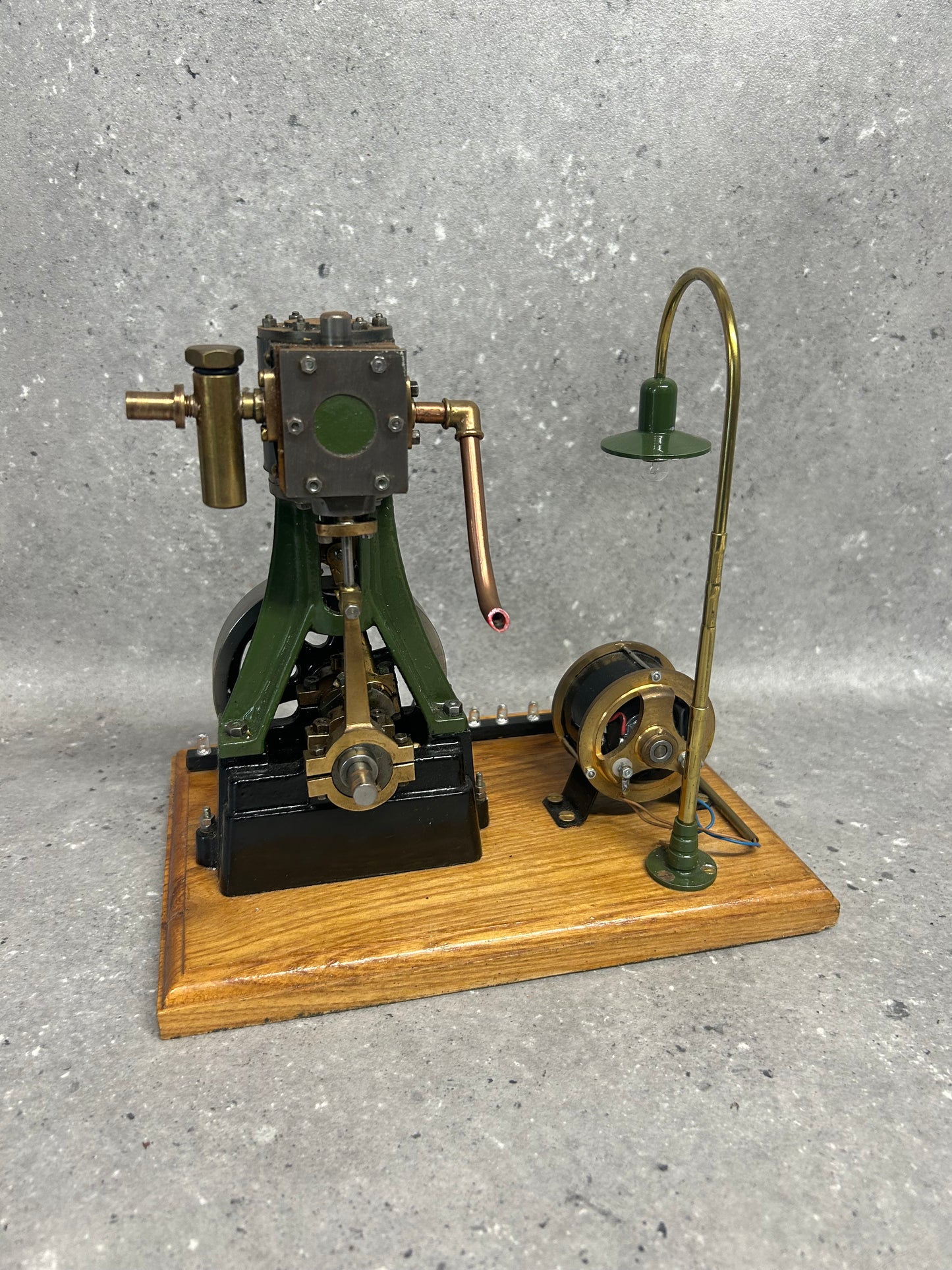 Stuart No. 7a with Dynamo and Light