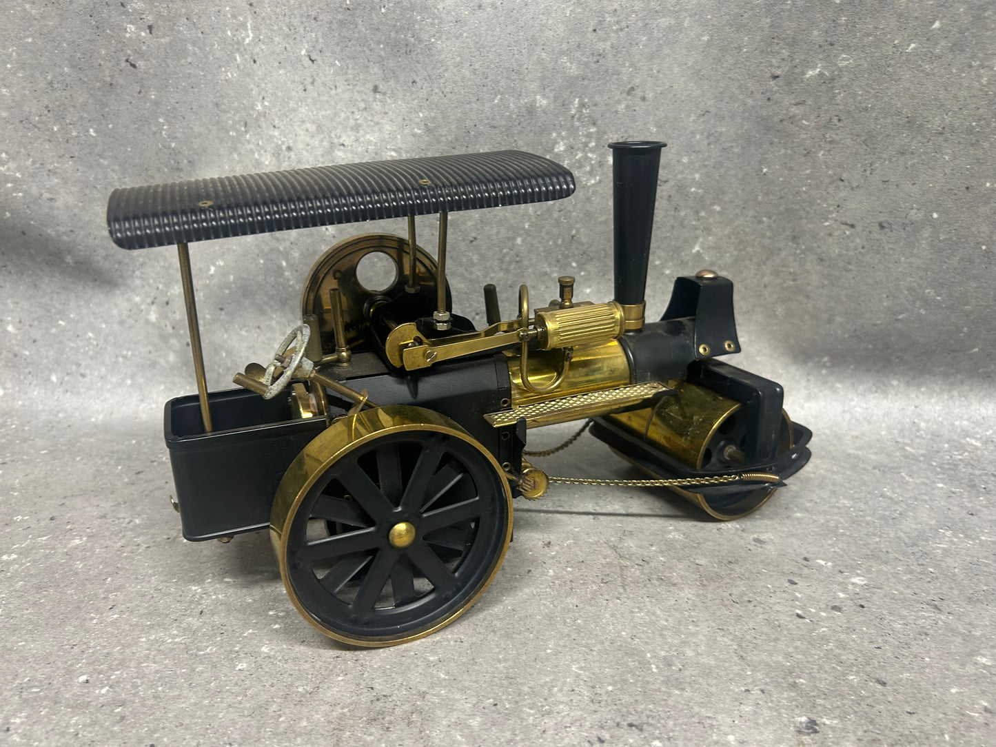 Wilesco D366 Brass/ Black Roller Model
