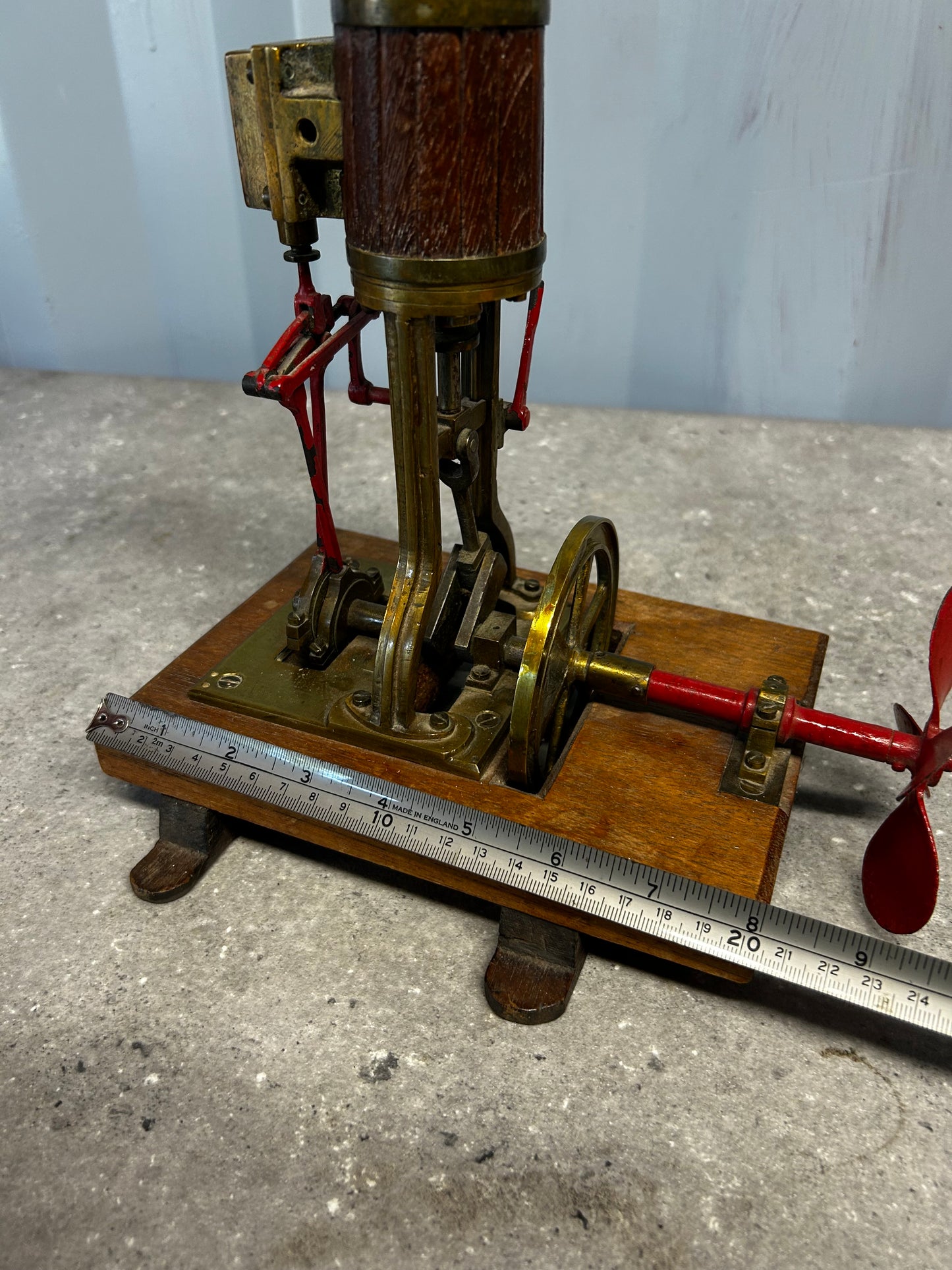 Antique Vertical Marine Engine Model w/ Propeller