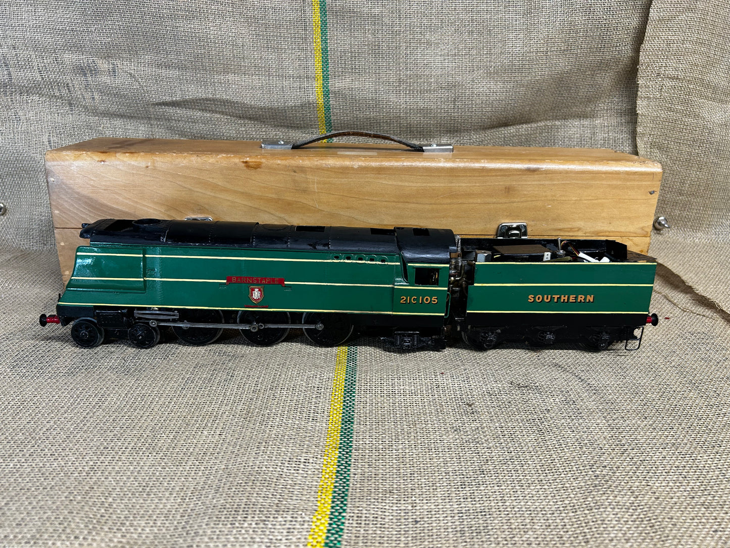 O Gauge Live Steam SR Bulleid Battle of Britain ‘Barnstaple’ 21C105 RC