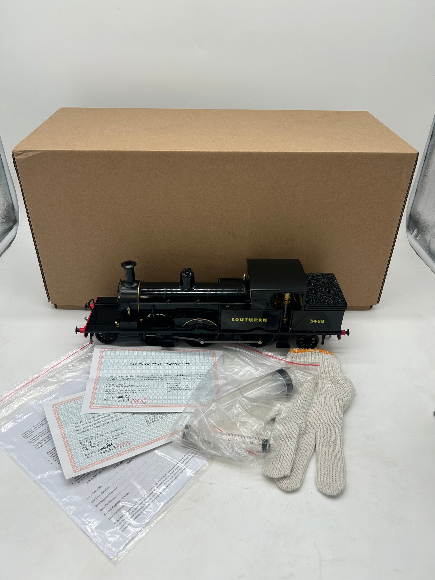 Accucraft Adams Radial Tank 4-4-2T S32-15D SR Plain Black RTR