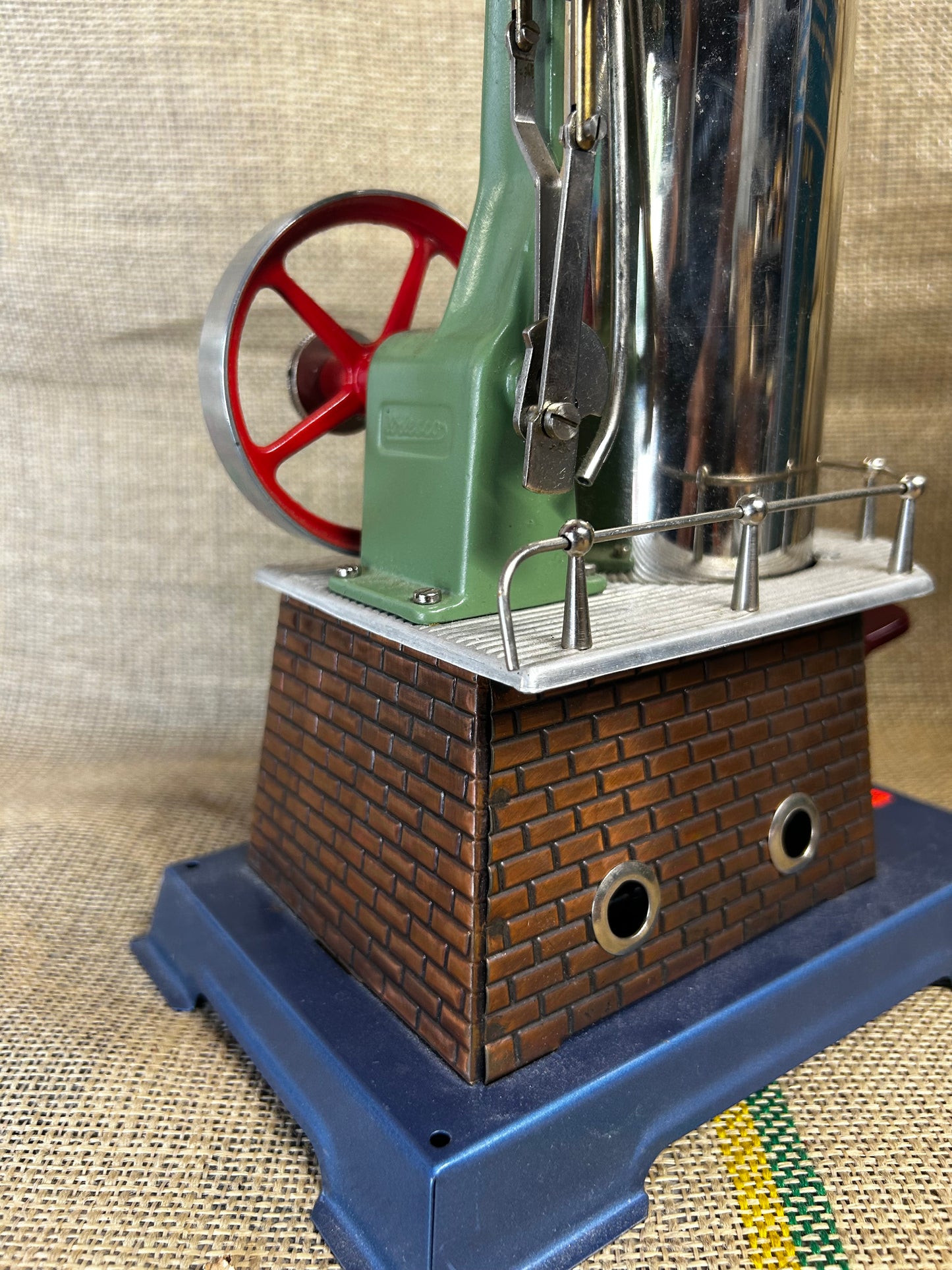 Wilesco D455 Vertical Engine