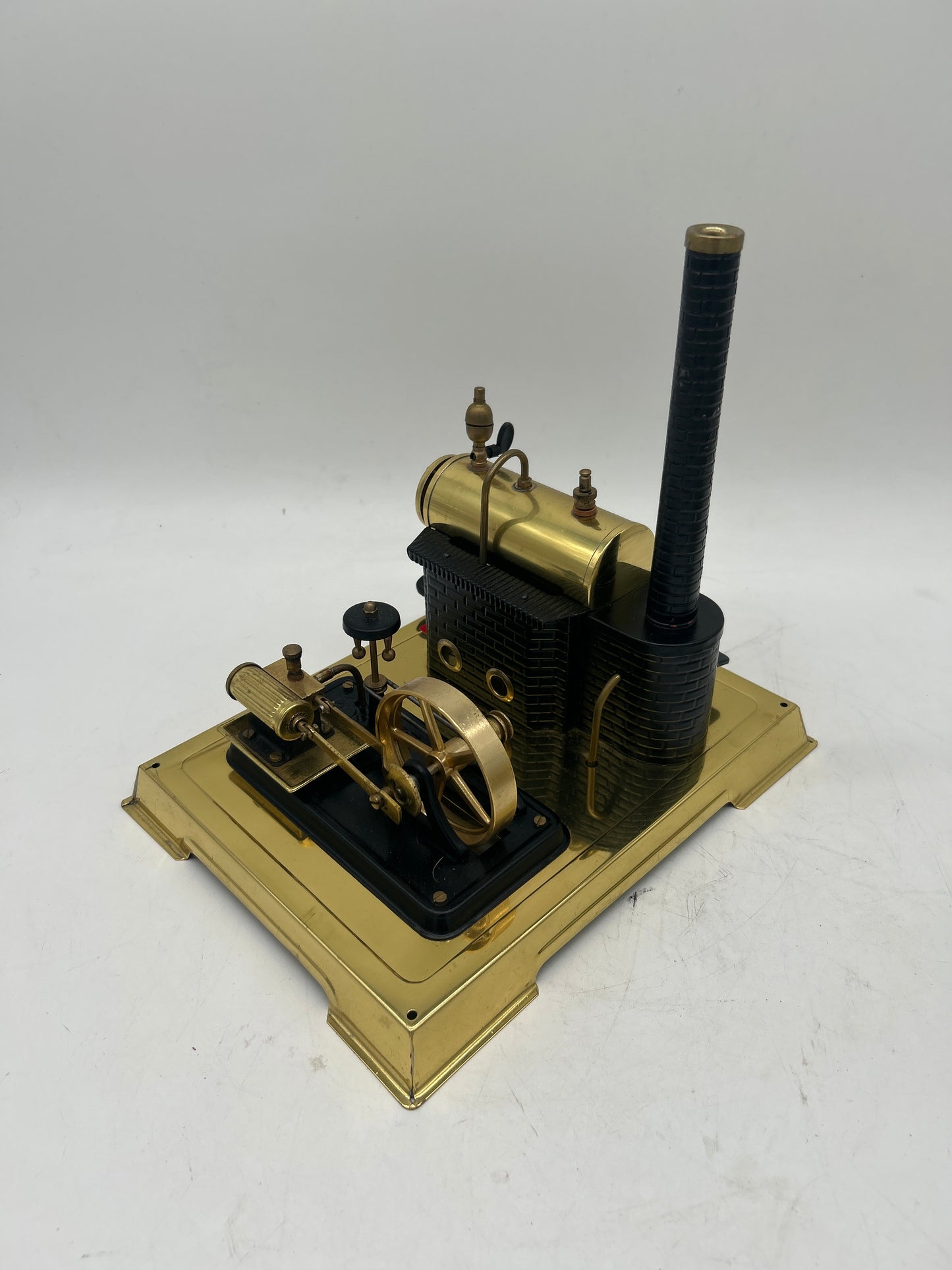 Wilesco D106 Stationary Engine