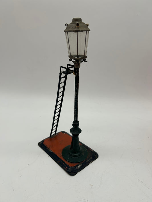 Bing Oil Street Lamp
