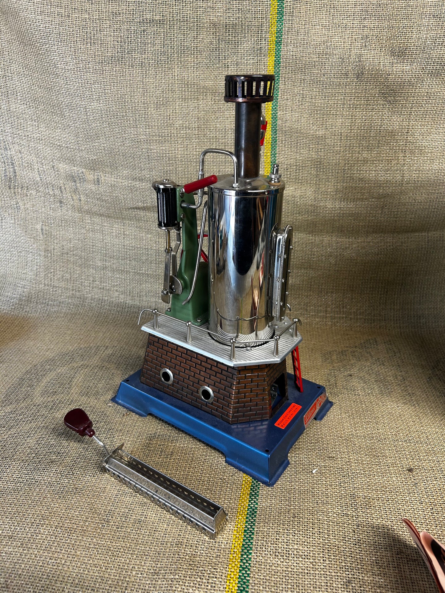 Wilesco D455 Vertical Engine