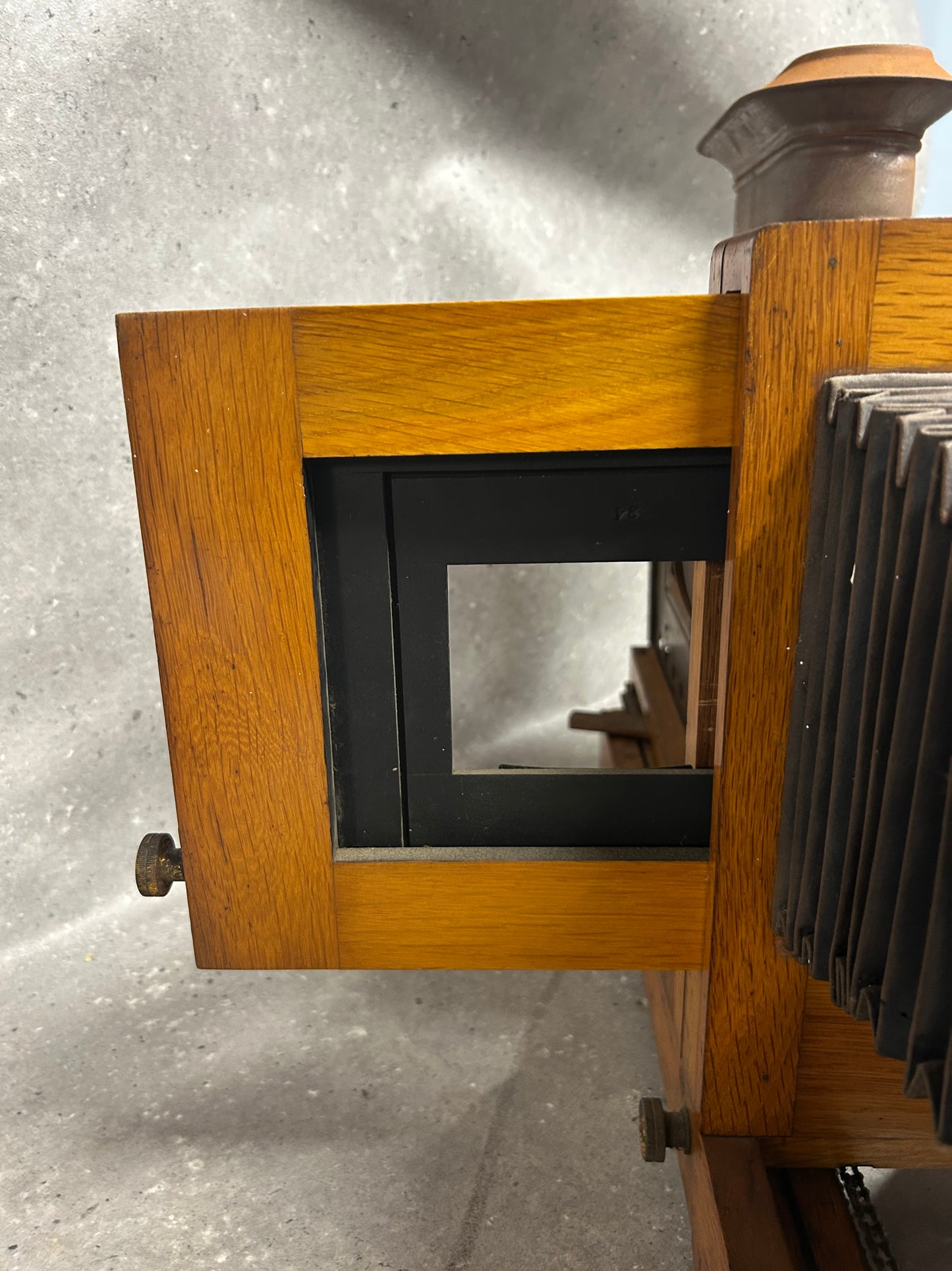 Antique Coronet Photographic Enlarger / Lantern Projector