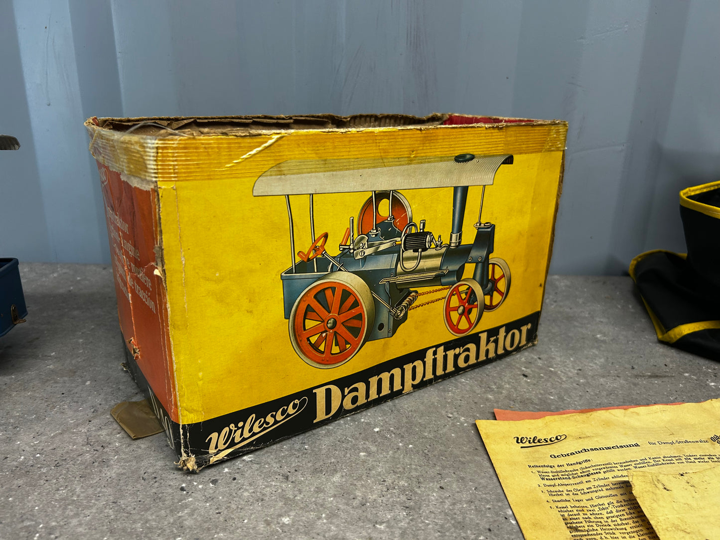 Wilesco D40 Traction Engine Boxed