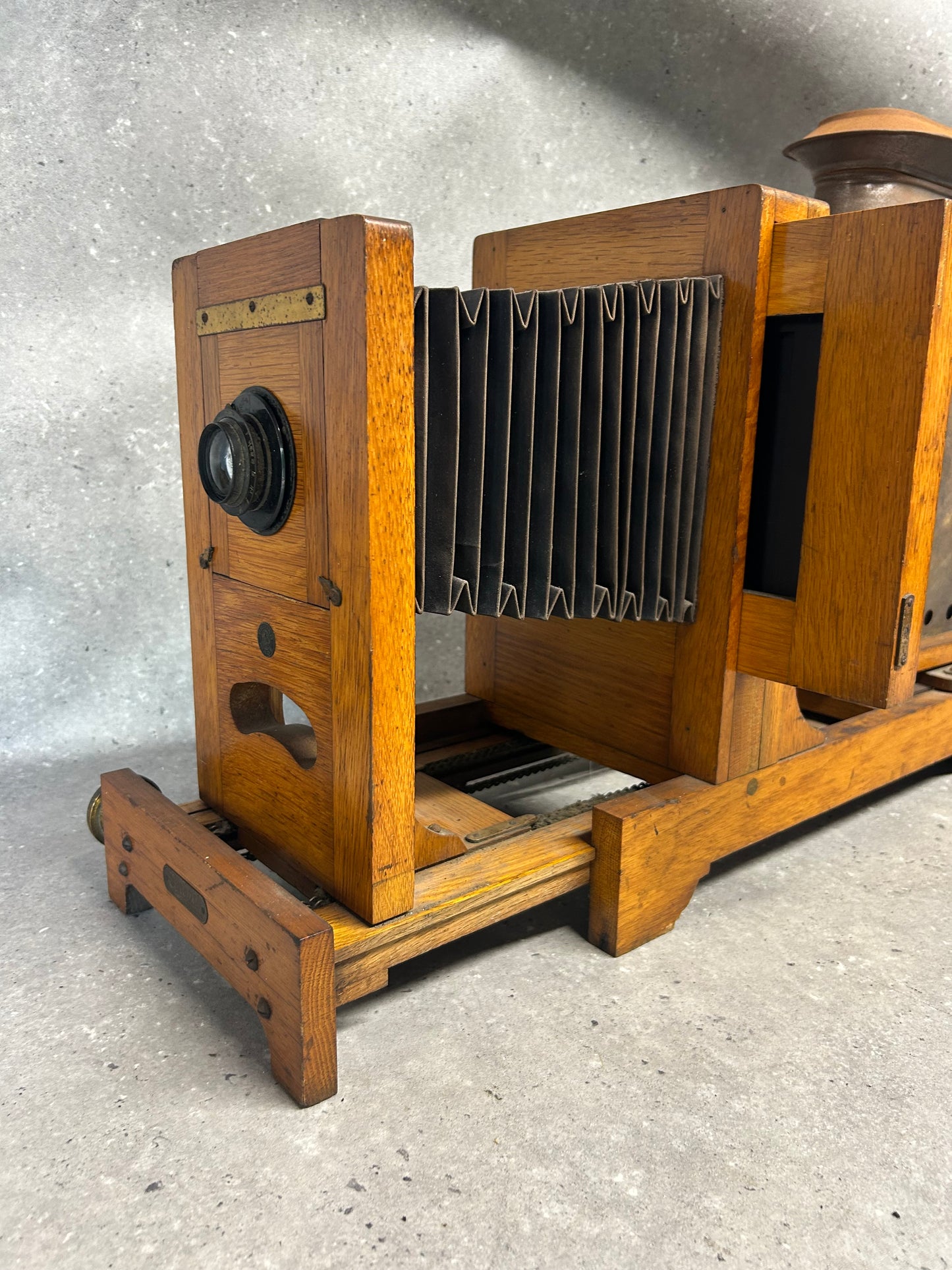 Antique Coronet Photographic Enlarger / Lantern Projector