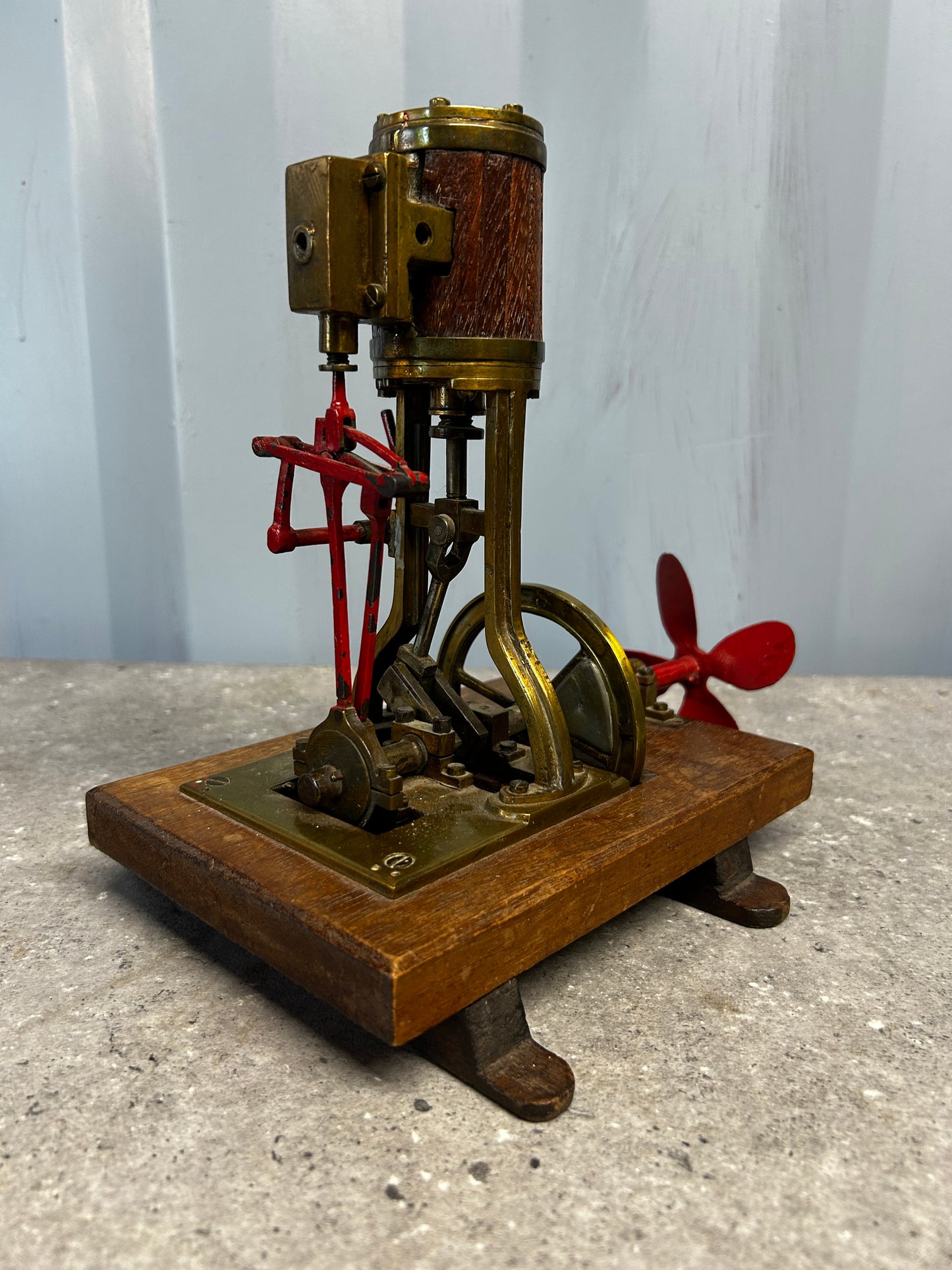 Antique Vertical Marine Engine Model w/ Propeller