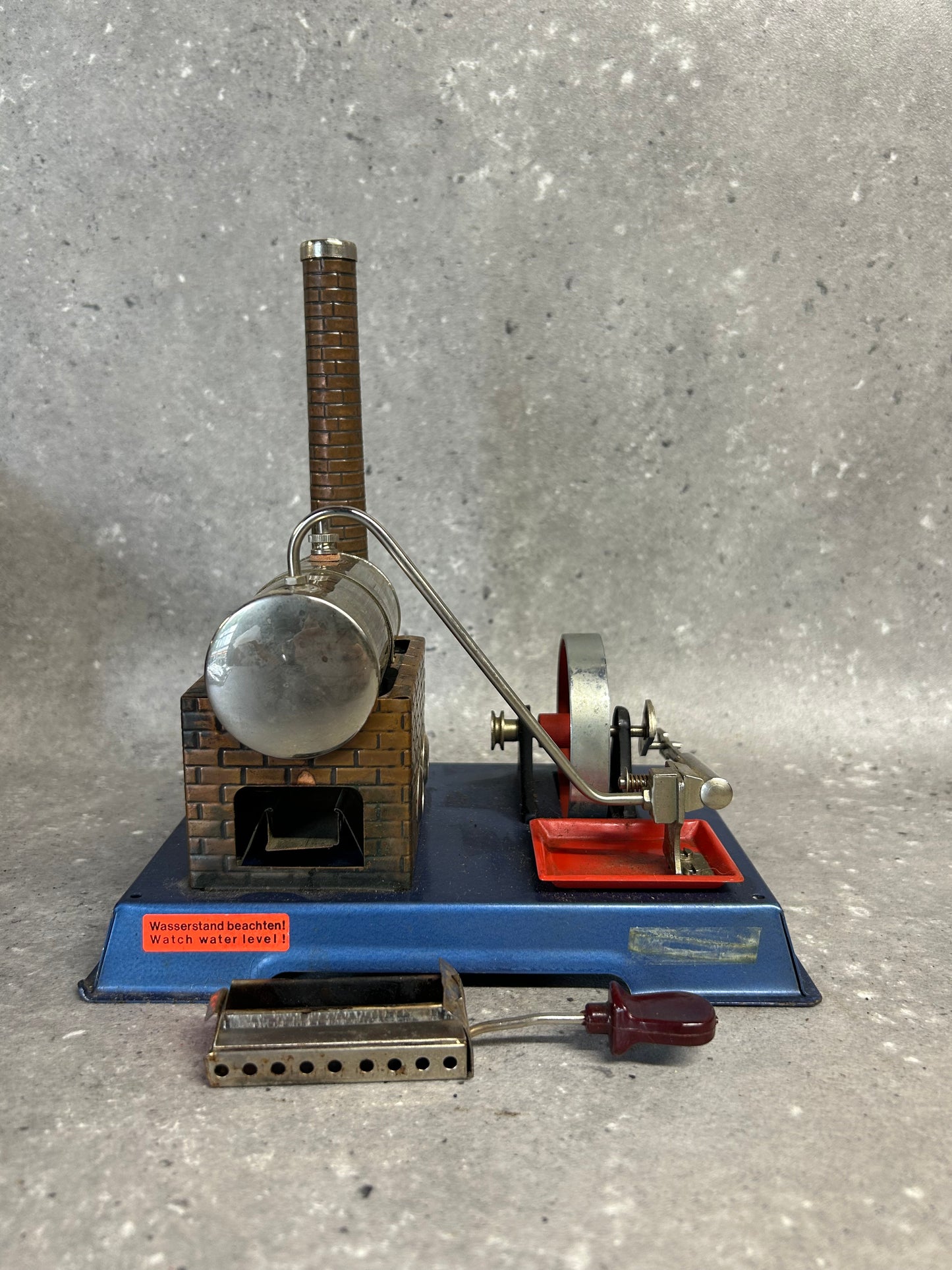 Early Wilesco D4 Stationary Engine