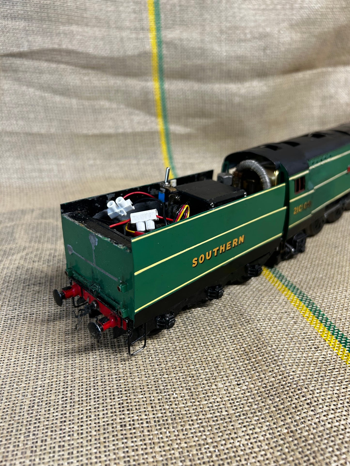O Gauge Live Steam SR Bulleid Battle of Britain ‘Barnstaple’ 21C105 RC