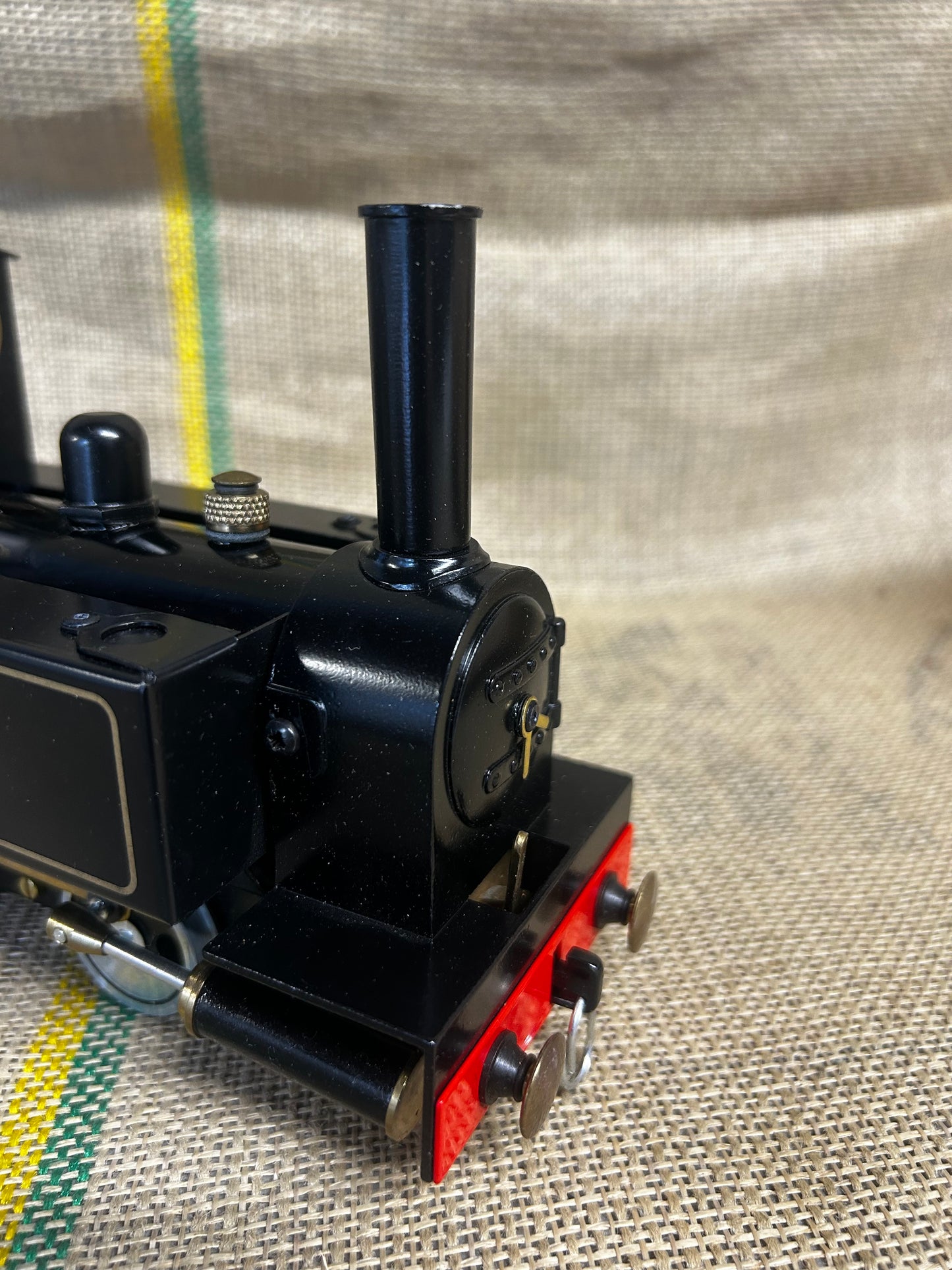 MSS 0-4-0 GO Black Locomotive (909001)