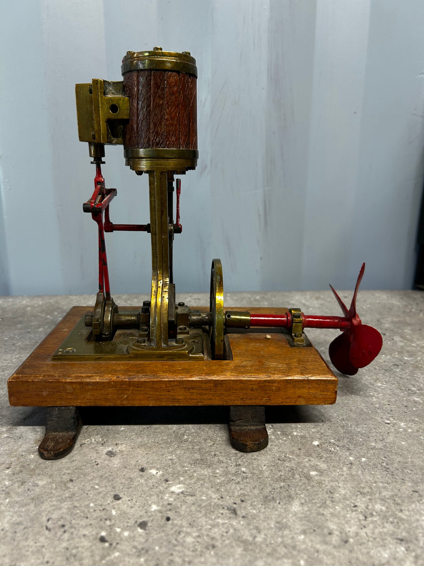 Antique Vertical Marine Engine Model w/ Propeller
