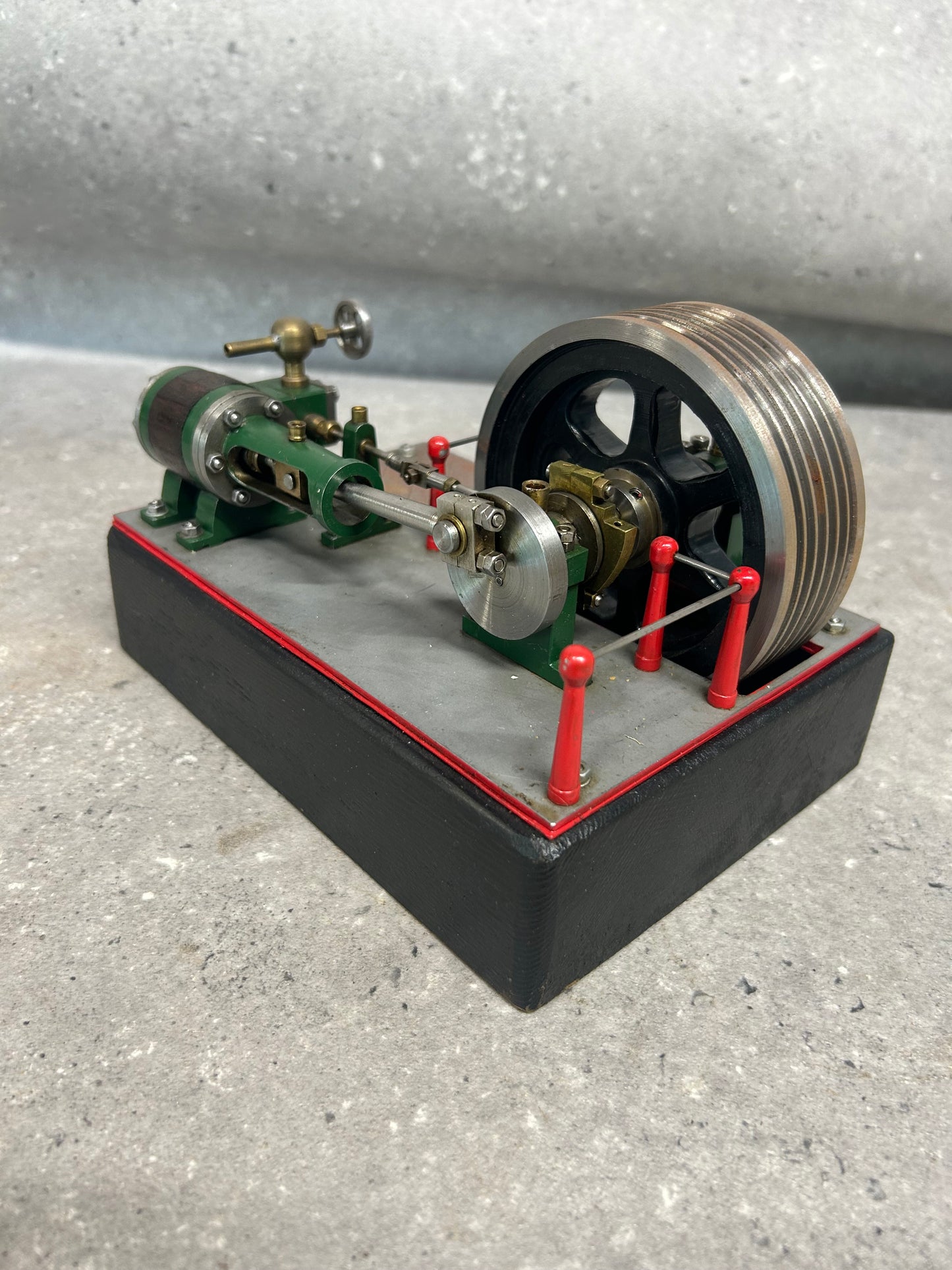 Scratch-Built Single Cylinder D/A Stationary Engine Model