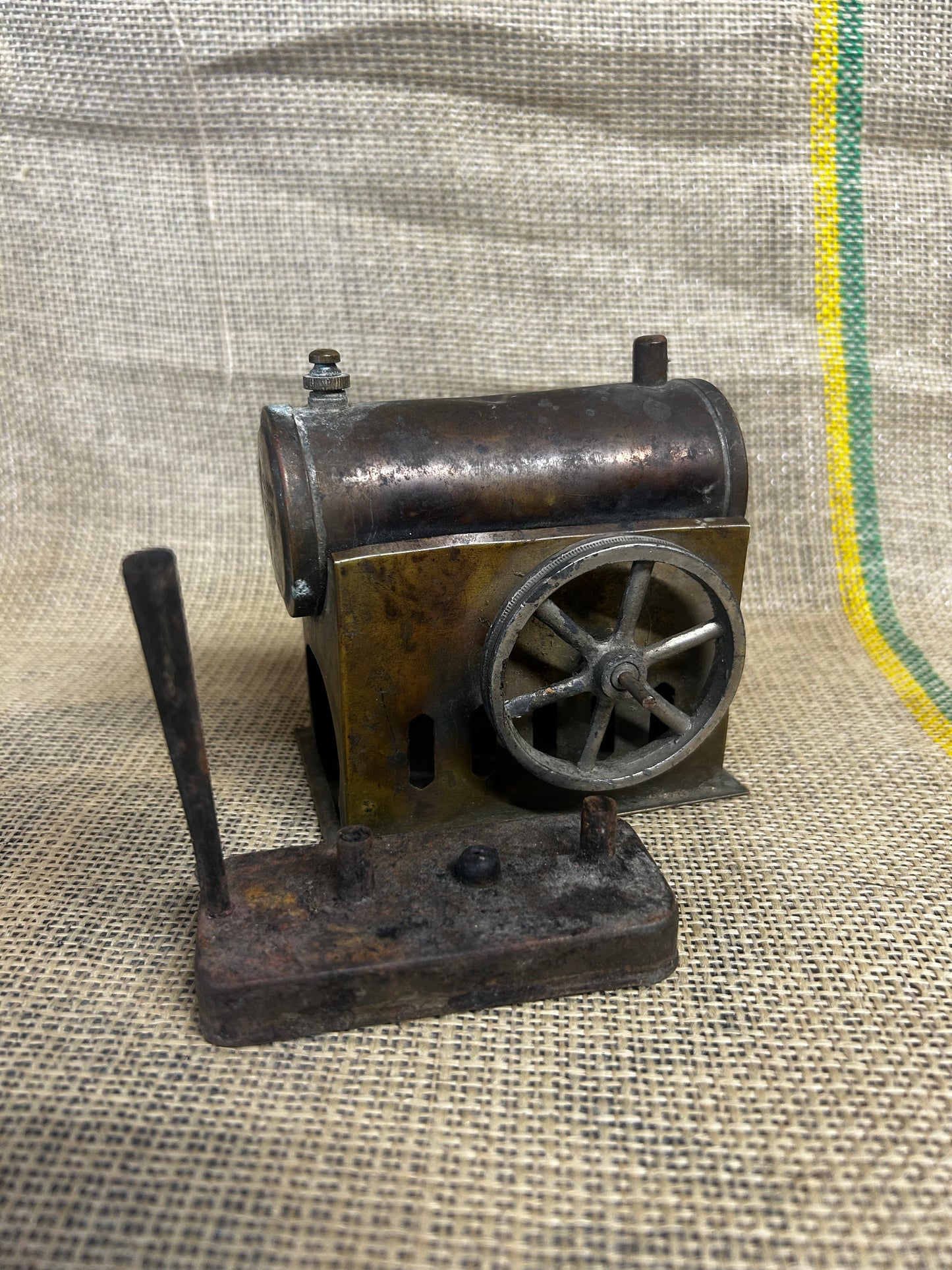 C.K. 1930s Stationary Engine Model