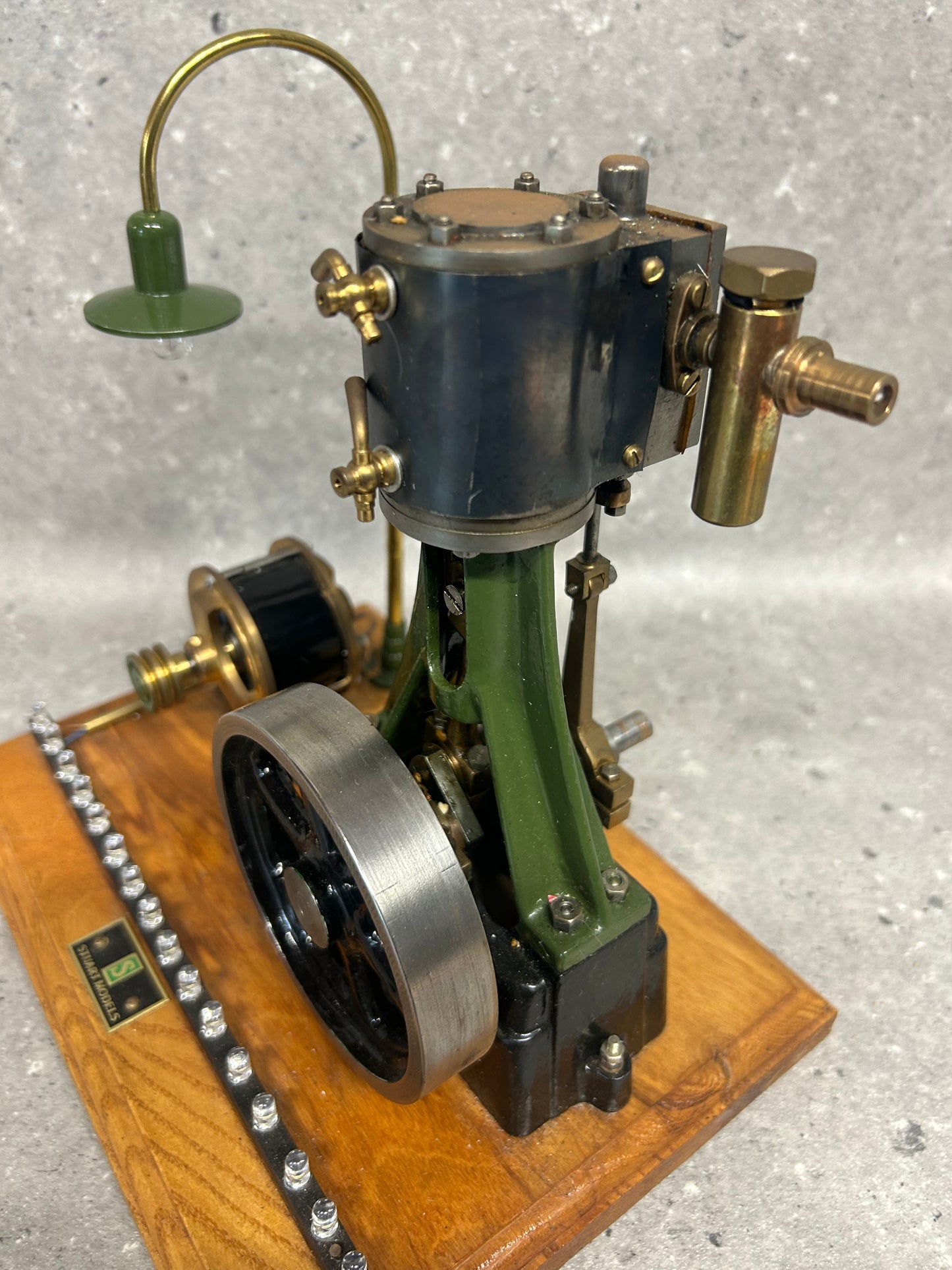 Stuart No. 7a with Dynamo and Light