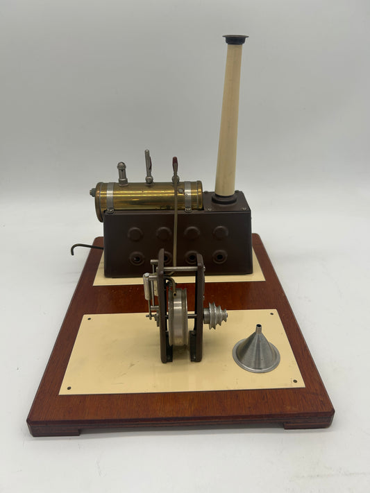 Modèle 1:40 Modell No. 1001 Stationary Engine