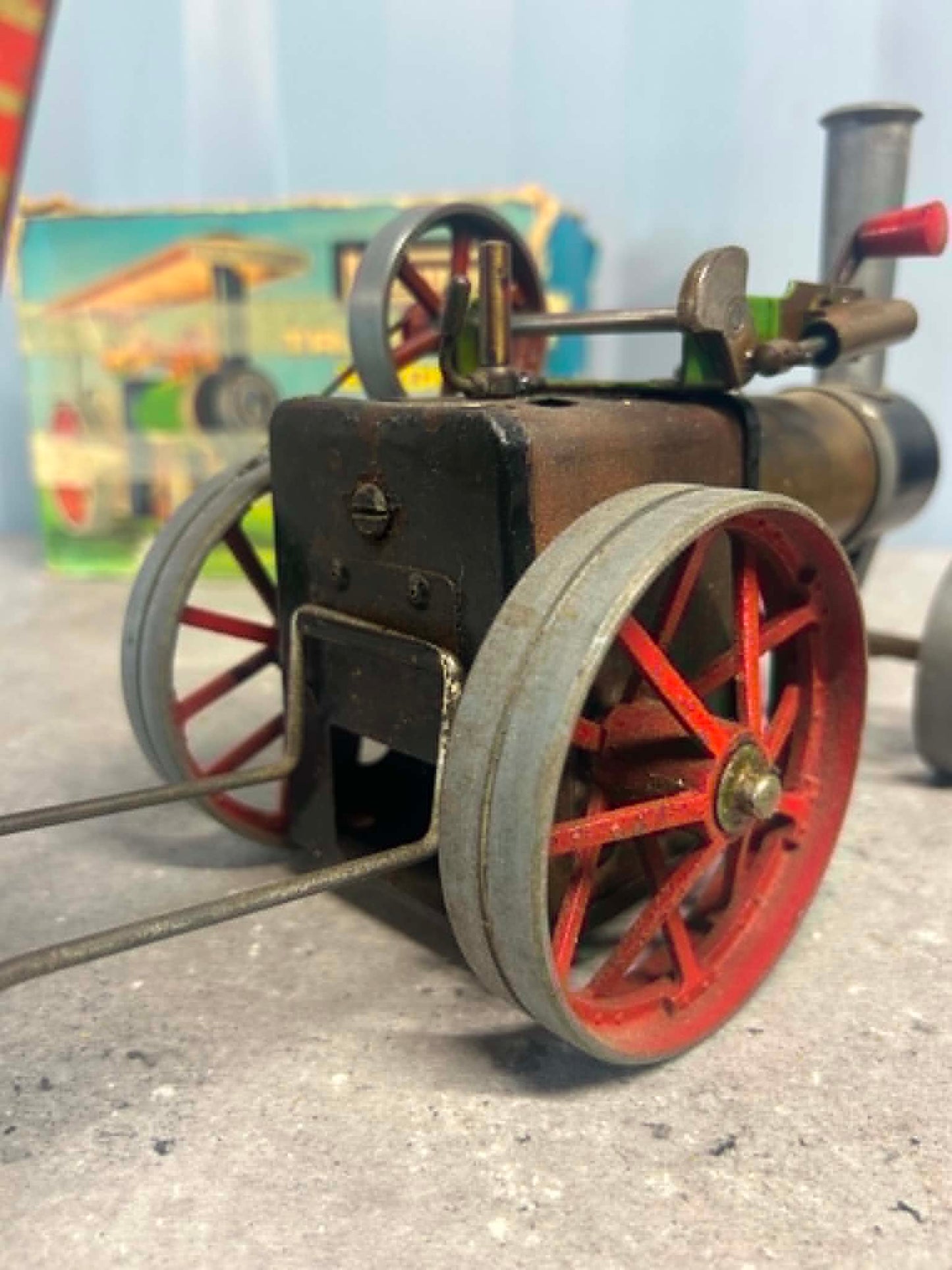 Mamod TE1A Traction Engine Model (Colour Box)