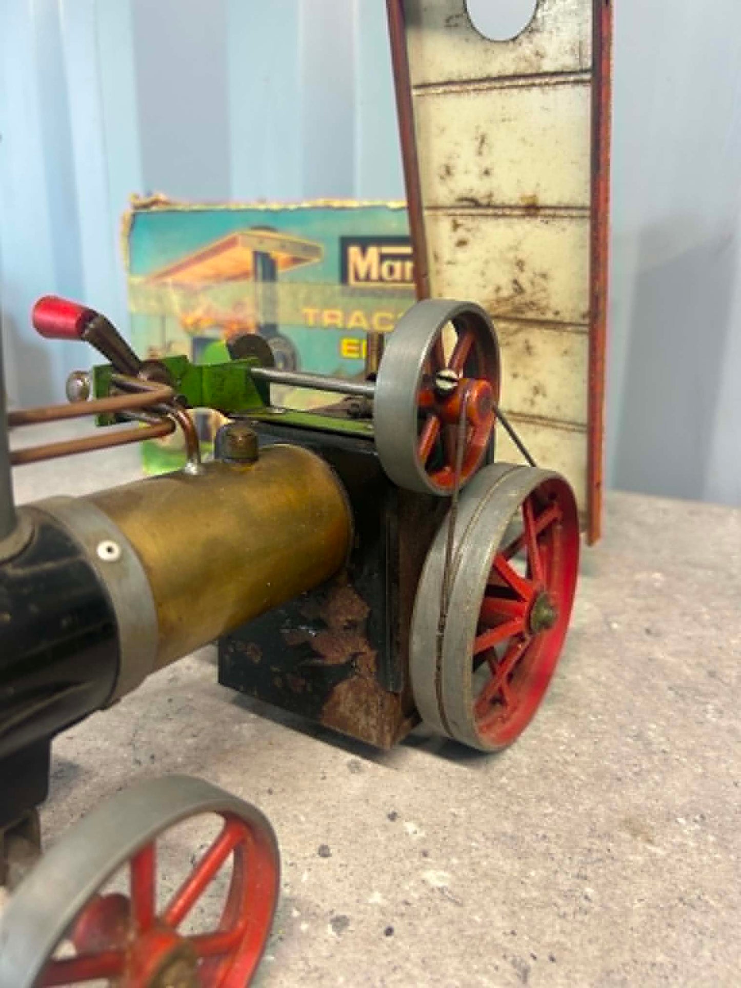 Mamod TE1A Traction Engine Model (Colour Box)