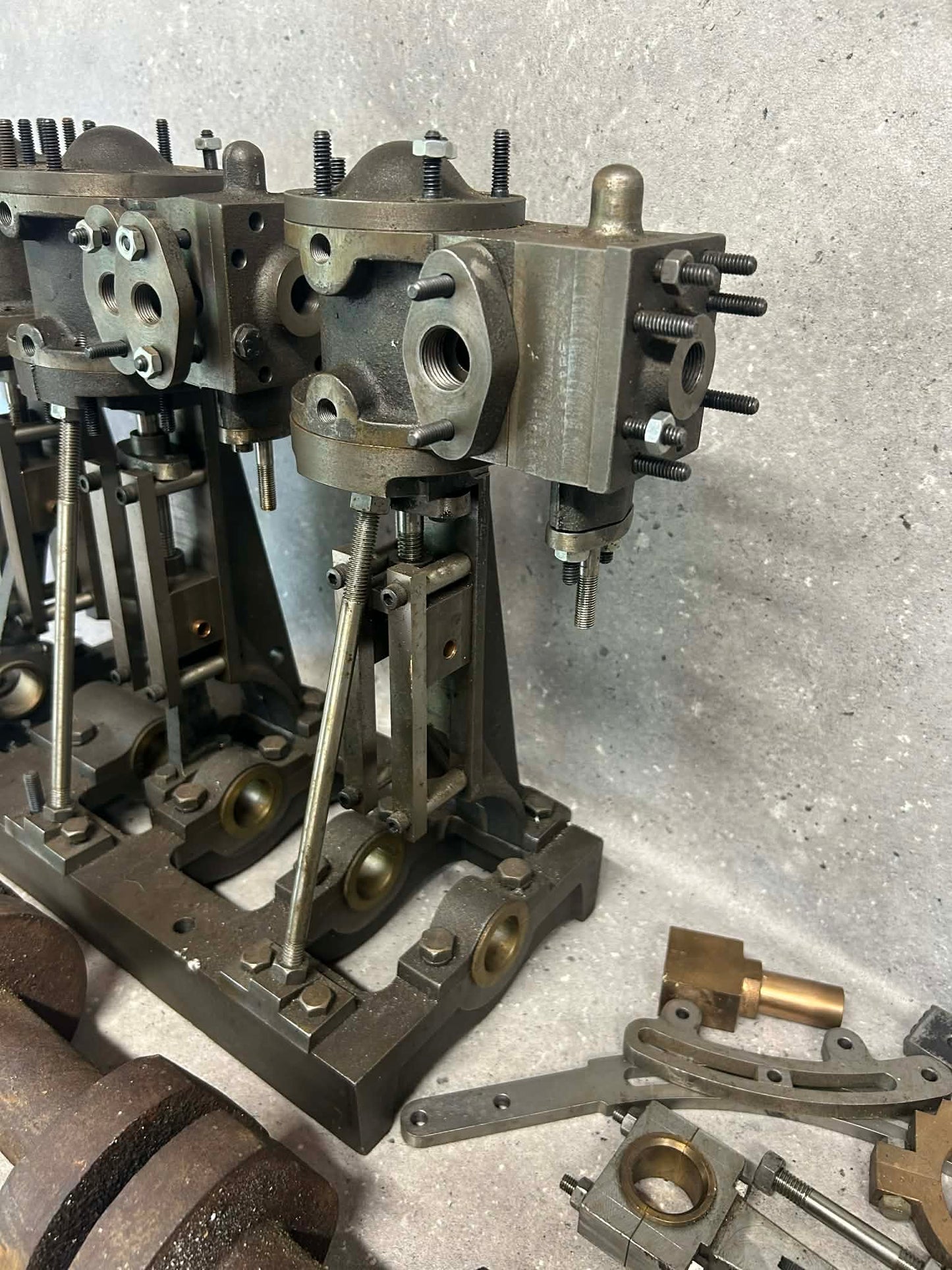 Reliable Steam Engine Co. 7HP Triple Expansion Marine Engine (Part-Built)