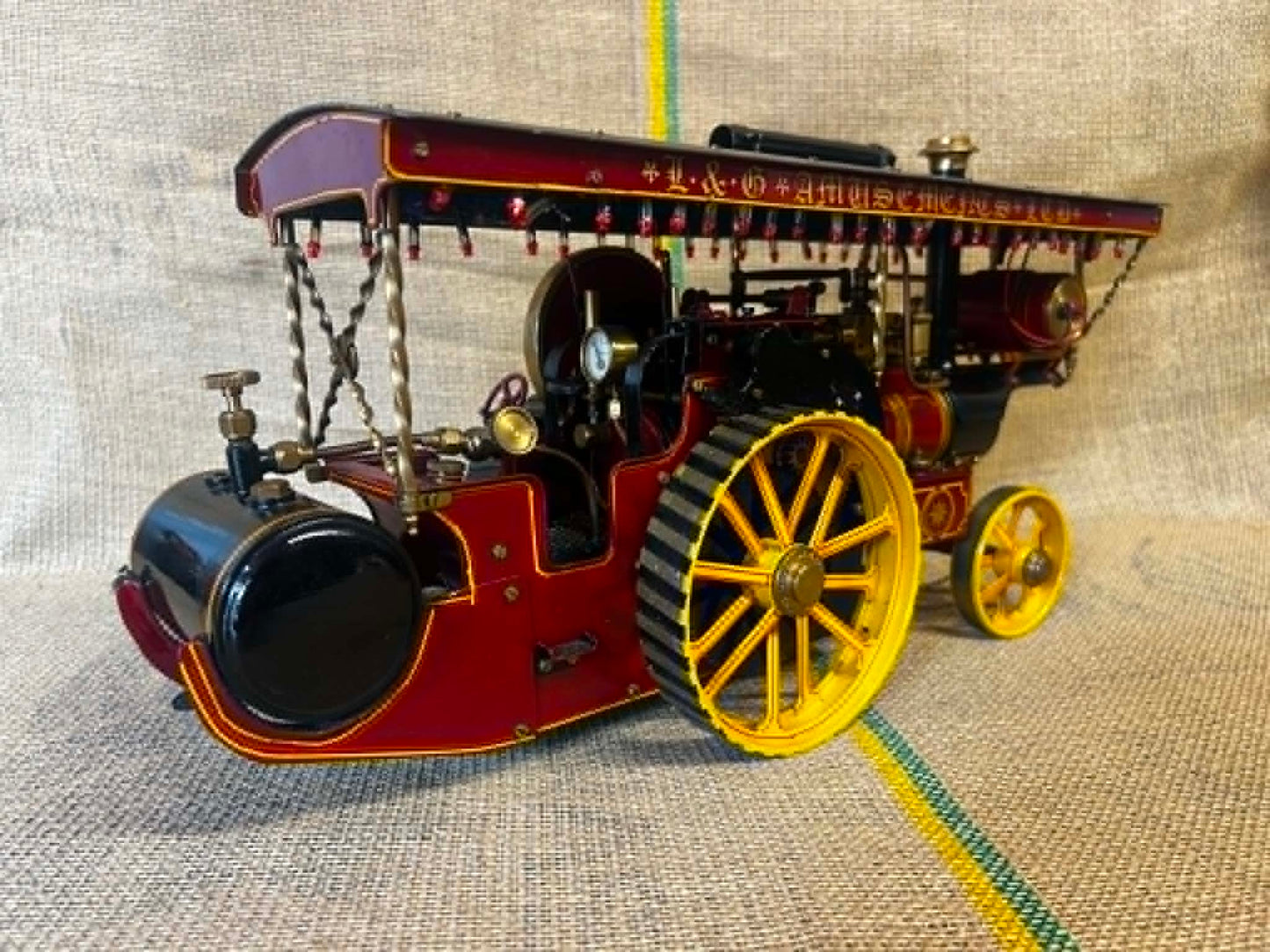 D. R. Mercer Showmans Engine Model with Gas Conversion