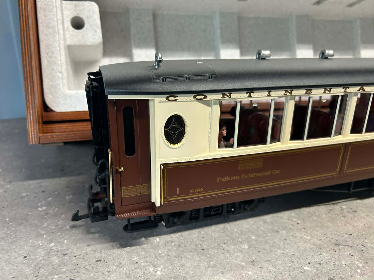 LGB G Gauge Continental Classic Express Train Set (70700)